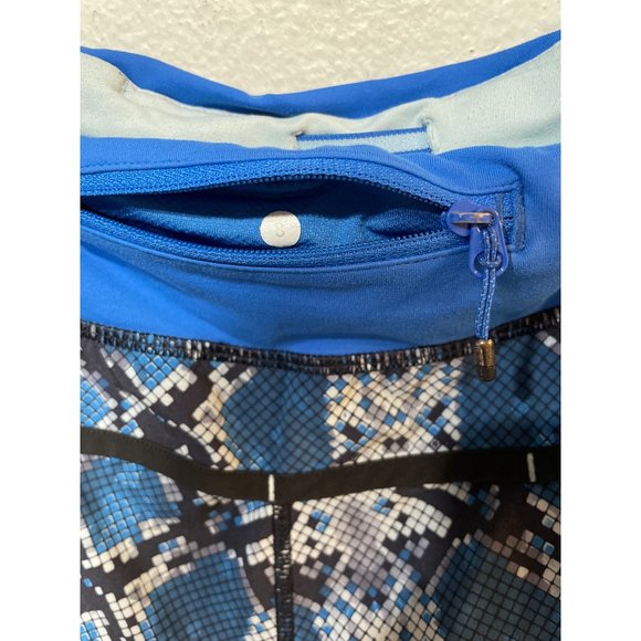Lululemon size 8 Run Times Short Lined Snake Print Running Shorts - Picture 6 of 10